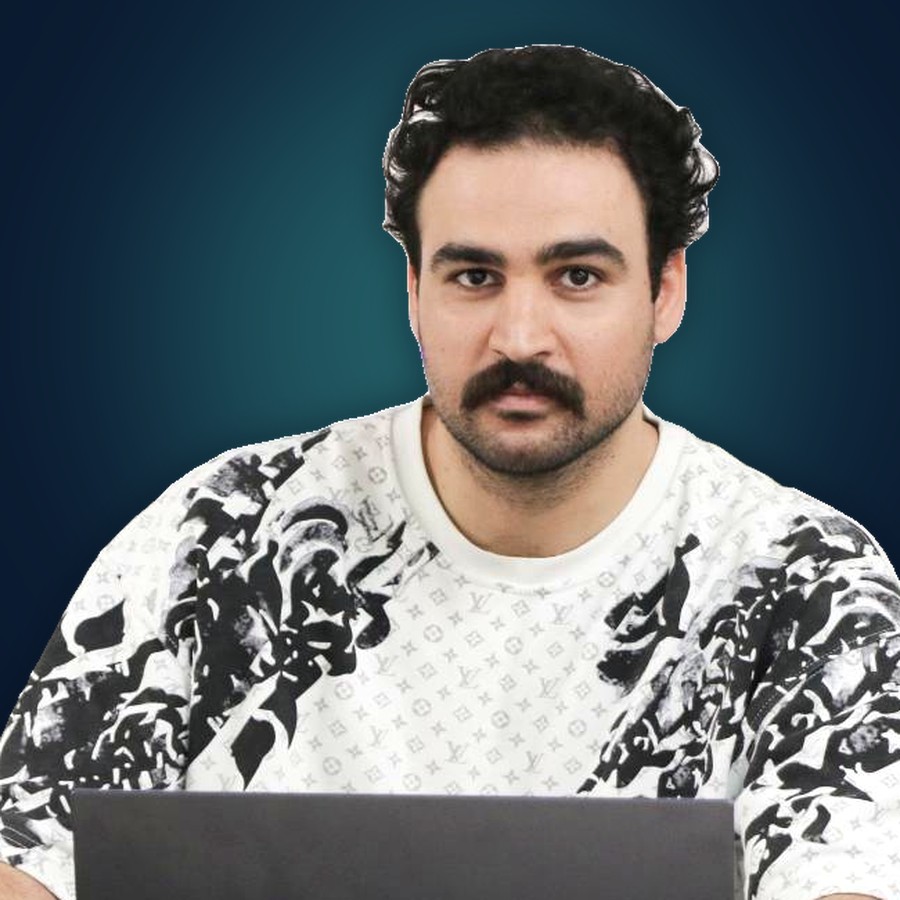 Portrait of Nader Asadpour